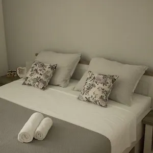 https://apartman-sofija.hotelinzadar.com