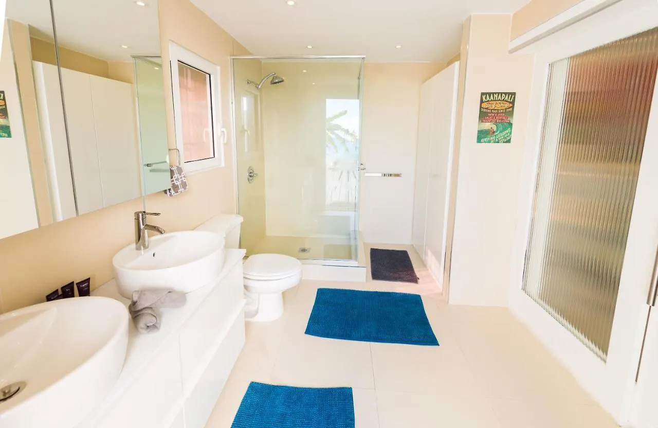 Coco Beachfront Paradise Apartment Simpson Bay